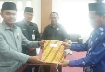 Setujui RAPBD 2019, 4 Fraksi DPRD Konut Komentari Program Kerja Pemda Setujui RAPBD 2019, 4 Fraksi DPRD Konut Komentari Program Kerja Pemda