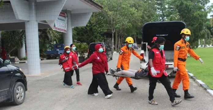 Simulasi Mitigasi Bencana UHO, 50 Korban dan 11 Luka-luka