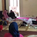 UHO Ajari Wanita Tani Purirano Membuat Tepung Sukun UHO Ajari Wanita Tani Purirano Membuat Tepung Sukun