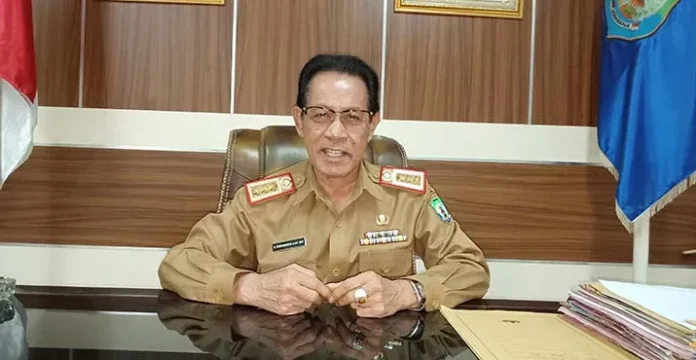 Burhanuddin_sekda_bomb Sekretaris Daerah (Sekda) Bombana, Burhanuddin A. HS Noy