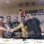TKN Jokowi-Ma’ruf : Bukan Kami yang Usulkan Kisi-Kisi Debat TKN Jokowi-Ma'ruf : Bukan Kami yang Usulkan Kisi-Kisi Debat