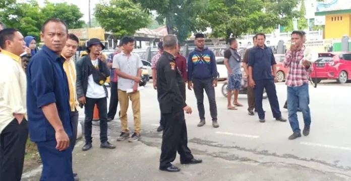 Terkait Pelecehan Seksual, Kacab Bank Sultra Kendari Diminta Dicopot
