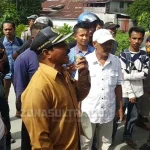 Anggota DPRD Kota Kendari La Ode Lawama Minta Pol PP Tidak Lakukan Pembongkaran Anggota DPRD Kota Kendari La Ode Lawawa Minta Pol PP Tidak Lakukan Pembongkaran