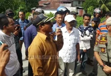 Anggota DPRD Kota Kendari La Ode Lawama Minta Pol PP Tidak Lakukan Pembongkaran Anggota DPRD Kota Kendari La Ode Lawawa Minta Pol PP Tidak Lakukan Pembongkaran