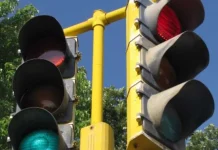 Perbaikan Traffic Light Terkendala Pembenahan Jalan Perbaikan Traffic Light Terkendala Pembenahan Jalan