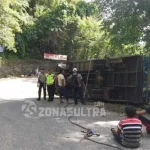 Bus Rute Kendari-Toraja Alami Kecelakaan di Kolut Bus Rute Kendari-Toraja Alami Kecelakaan di Kolut