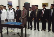12 Pejabat Muna Barat Resmi Dimutasi 12 Pejabat Muna Barat Resmi Dimutasi