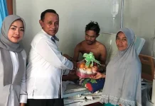 BPJS Ketenagakerjaan Tanggung Biaya Pengobatan Kades Labuan Bajo Butur BPJS Ketenagakerjaan Tanggung Biaya Pengobatan Kades Labuan Bajo Butur