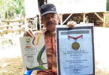 Getir Hidup La Ode Pomusu, Sang Juara Internasional Layang-Layang Tradisional Getir Hidup La Ode Pomusu, Sang Juara Internasional Layang-Layang Tradisional