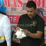 Terima Setengah Kg Sabu, Pria Kendari Dijanjikan Upah Rp 25 Juta Terima Setengah Kg Sabu, Pria Kendari Dijanjikan Upah Rp 25 Juta