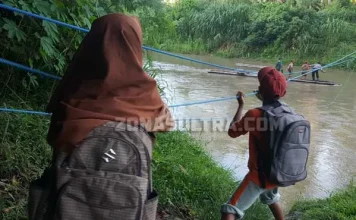 Perjuangan Anak-Anak di Pelosok Bombana Demi Pendidikan Perjuangan Anak-Anak di Pelosok Bombana Demi Pendidikan