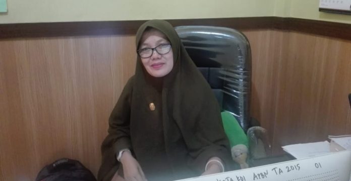 Komisioner KPU Kota Kendari Sri Marliyah Putri