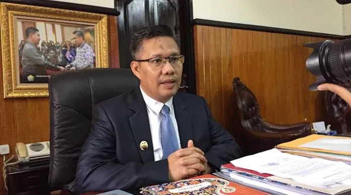 Pelaksana tugas (Plt) Wali Kota Kendari Sulkarnain Kadir