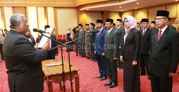 Ali Mazi Lantik 43 Pejabat Eselon, Syarifuddin Safaa Kembali Jabat Sekda