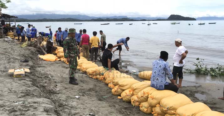 Warga Tanjung Laimeo  Terancam Abrasi, Pemda Konut Buat Tanggul Darurat