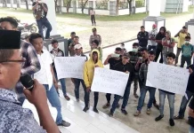 Krisis Air Bersih, Warga Kontunaga Desak DPRD Muna Realisasikan di APBD Krisis Air Bersih, Warga Kontunaga Desak DPRD Muna Realisasikan di APBD