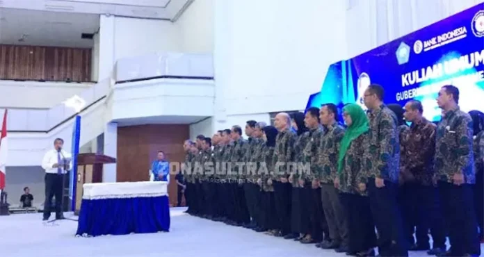 Lantik ISEI Cabang Kendari, Gubernur BI Tekankan Tiga Hal