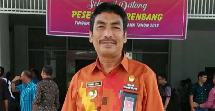 Kepala Dinas Komunikasi dan Informasi (Kominfo) Bombana, Andi Idris