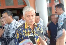 Problem UNBK, Dikbud Sultra Imbau Sekolah Pinjam Komputer Pelaksana Tugas Kepala Dinas Pendidikan dan Kebudayaan (Dikbud) Sultra, Asrun Lio