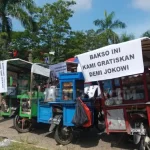 Deklarasi Jokowi-Amin di Kendari, Ada 75 Gerobak Bakso Gratis Deklarasi Jokowi-Amin di Kendari, Ada 75 Gerobak Bakso Gratis