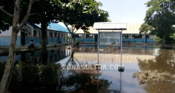 banjir Pascabanjir, SD Pombeya Koltim Masih Tergenang Air