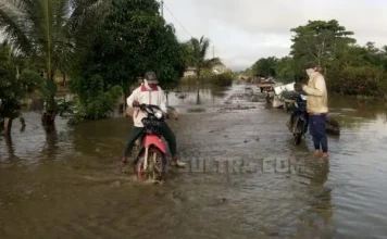 Jerit Warga Wungguloko Koltim di Tengah Luapan Banjir Jerit Warga Wungguloko Koltim di Tengah Luapan Banjir