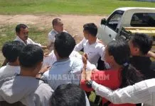 Aksi Tiga LSM di DPRD Konawe Berakhir Bentrok Aksi Tiga LSM di DPRD Konawe Berakhir Bentrok