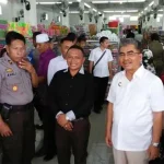 Bupati Butur Ajak Warganya Perkuat Ekonomi Lewat Bisnis Bupati Butur Ajak Warganya Perkuat Ekonomi Lewat Bisnis