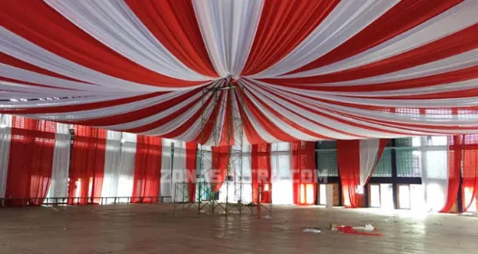 Bakal Dikunjungi Jokowi, GOR Bahteramas Kendari Mulai Dihias