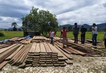 Amankan Ratusan Batang Kayu, Polres Konawe Periksa 3 Tersangka Amankan Ratusan Batang Kayu, Polres Konawe Periksa 3 Tersangka