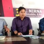 Problem Pengobatan Gratis, Pihak Nirna Konsultasi ke KPU dan Bawaslu RI Kuasa Hukum Nirna Lachmuddin Muhammad Julias (Tengah)