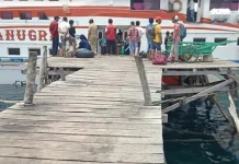 Memprihatinkan, Dermaga Pelabuhan di Kabaena Ancam Keselamatan Penumpang Memprihatinkan, Dermaga Pelabuhan di Kabaena Ancam Keselamatan Penumpang