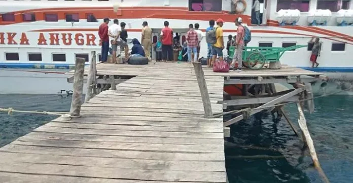 Memprihatinkan, Dermaga Pelabuhan di Kabaena Ancam Keselamatan Penumpang