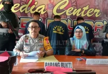 Polres Baubau Tangkap Tiga Pelaku Pembakaran Motor Polres Baubau Tangkap Tiga Pelaku Pembakaran Motor