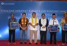 Kunjungi Wakatobi, Gubernur BI Paparkan Pengembangan Pariwisata Kunjungi Wakatobi, Gubernur BI Paparkan Pengembangan Pariwisata