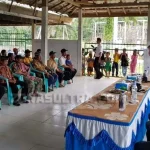 Warga Desa Lamparinga Konut Kini Nikmati Listrik Langsung dari PLN Warga Desa Lamparingan Konut Kini Nikmati Listrik Langsung dari PLN