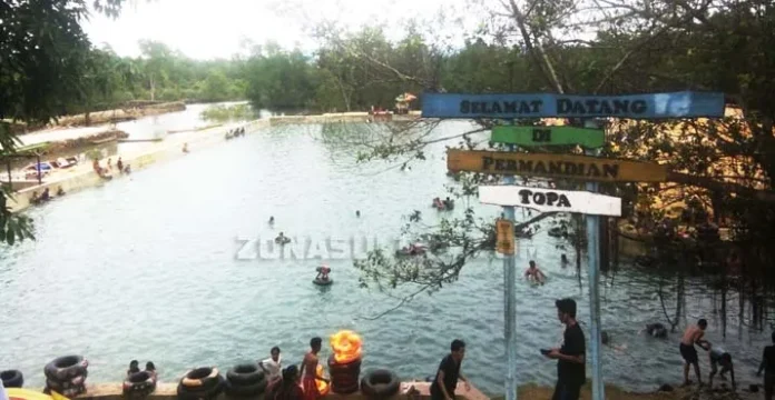 Permandian Alam Topa, Kolam Air Raksasa di Tengah Perkampungan Lasalepa