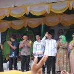 Buka STQH, Surunuddin Janji Berikan Insentif Imam Masjid dan Guru Ngaji Buka STQH, Surunuddin Janji Berikan Insentif Imam Masjid dan Guru Ngaji