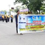 Peserta Pawai Ta’aruf Meriahkan Pembukaan STQ ke XXV