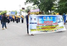 Peserta Pawai Ta’aruf Meriahkan Pembukaan STQ ke XXV
