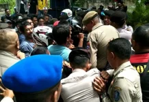 Demo Nelayan Minta Pemda Wakatobi Hentikan Aktivitas Kapal Pelingkar Berakhir Ricuh