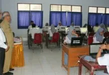 Wagub Lukman Pantau UNBK SMK yang Berlangsung Tertib