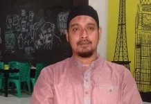 Pengunggah Video Gelas Alkohol Berlogo Ka’bah Minta Maaf Pengunggah Video Gelas Alkohol Berlogo Ka'bah Minta Maaf