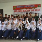 TNI dan Polisi di Konawe Kompak Sosialisasikan Bahaya Narkoba TNI dan Polisi di Konawe Kompak Sosialisasikan Bahaya Narkoba