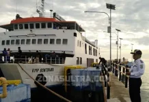 KMP Bontoharu Akhirnya Berlabuh Perdana di Dermaga Feri Kasipute KMP Bontoharu Akhirnya Berlabuh Perdana di Dermaga Feri Kasipute