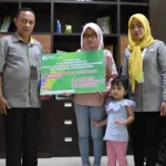 Ahli Waris Karyawan BRI Terima Santunan Rp 293 Juta dari BPJS Ahli Waris Karyawan BRI Terima Santuan Rp 293 Juta dari BPJS