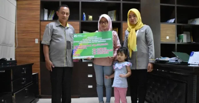 Ahli Waris Karyawan BRI Terima Santuan Rp 293 Juta dari BPJS