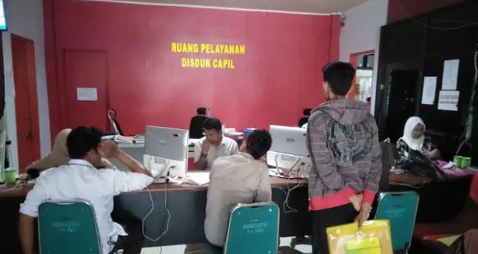 Warga Kolut Keluhkan Kekosongan Blangko Kartu Keluarga