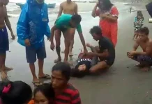 Perahu Dihantam Ombak, Satu Keluarga di Kolut Nyaris Tewas Tenggelam Perahu Dihantam Ombak, Satu Keluarga di Kolut Nyaris Tewas Tenggelam