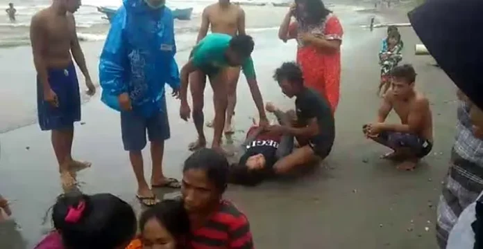 hantam_ombak_kolut Perahu Dihantam Ombak, Satu Keluarga di Kolut Nyaris Tewas Tenggelam